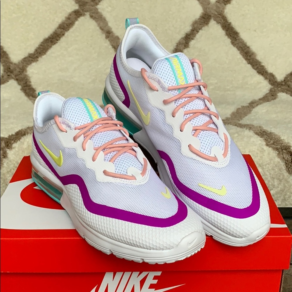 WMNS NIKE AIR MAX SEQUENT 4.5 white/luminous green - Picture 3 of 16